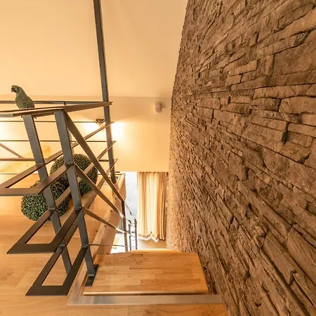 러브호텔 La Grenouille - De Luxe & Welness Privatif Leuze-en-Hainaut