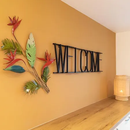 Love hôtel La Grenouille - De Luxe&welness Privatif