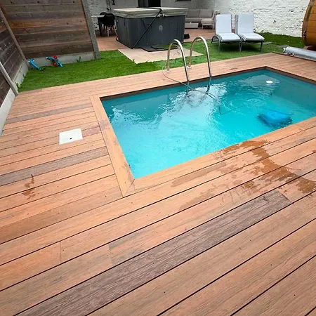 Love hotel La Grenouille - De Luxe & Welness Privatif Leuze-en-Hainaut